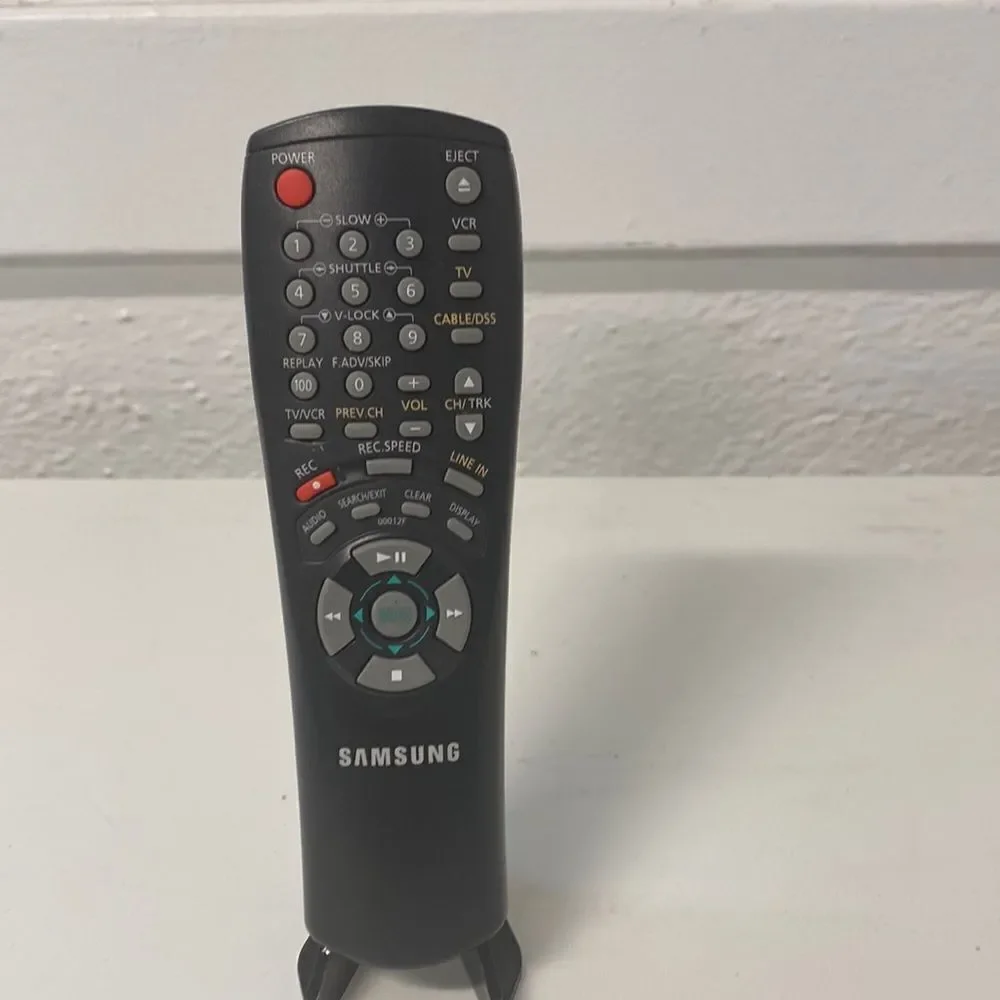 Samsung tv remote used Ac64-50998A
